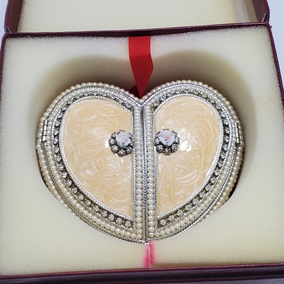 NEW Kingston Designs Heart Egg Musical Jewelry Box I Will Always Love You ❤️ - Picture 3 of 12